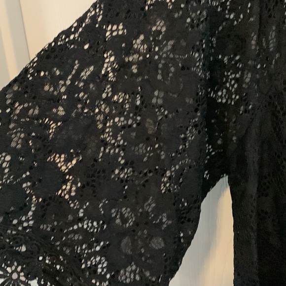 NWT Miholl Black Lacy top with lining and sheer sleeves size XXl - Picture 4 of 6